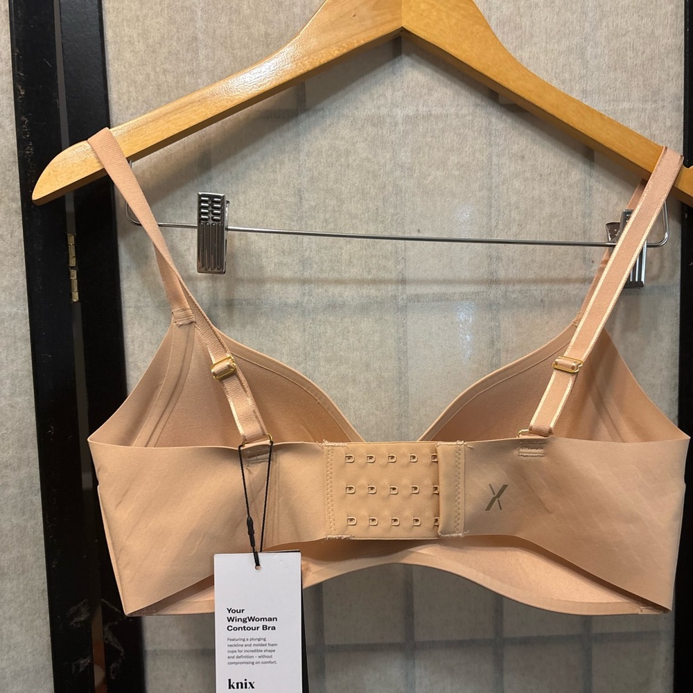 KNIX NWT Wingwoman Bra in Sand - Picture 4 of 10